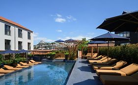 The Lodge Wine&Business Hotel